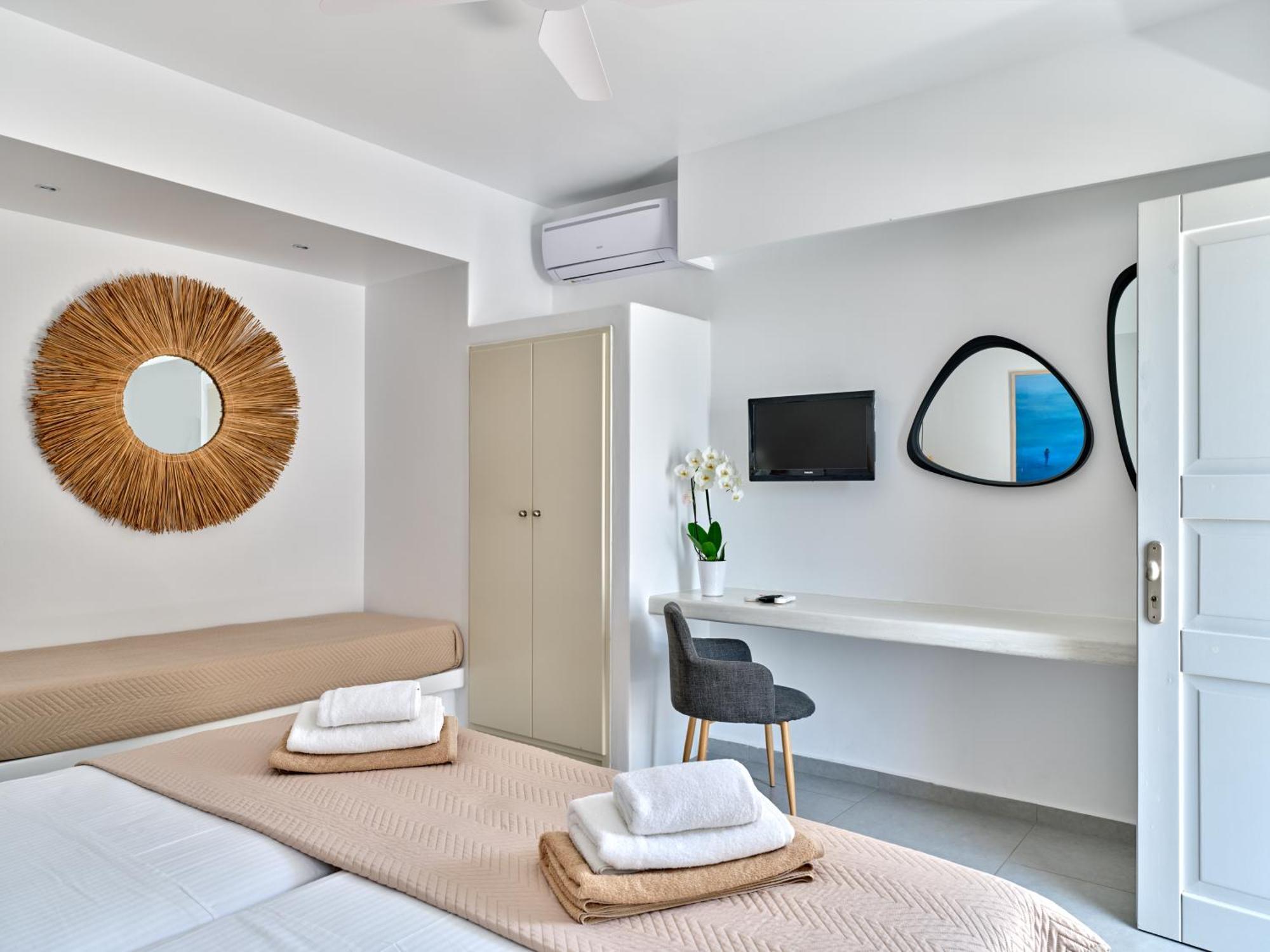 Corina Studios-Apartments Náusza Kültér fotó