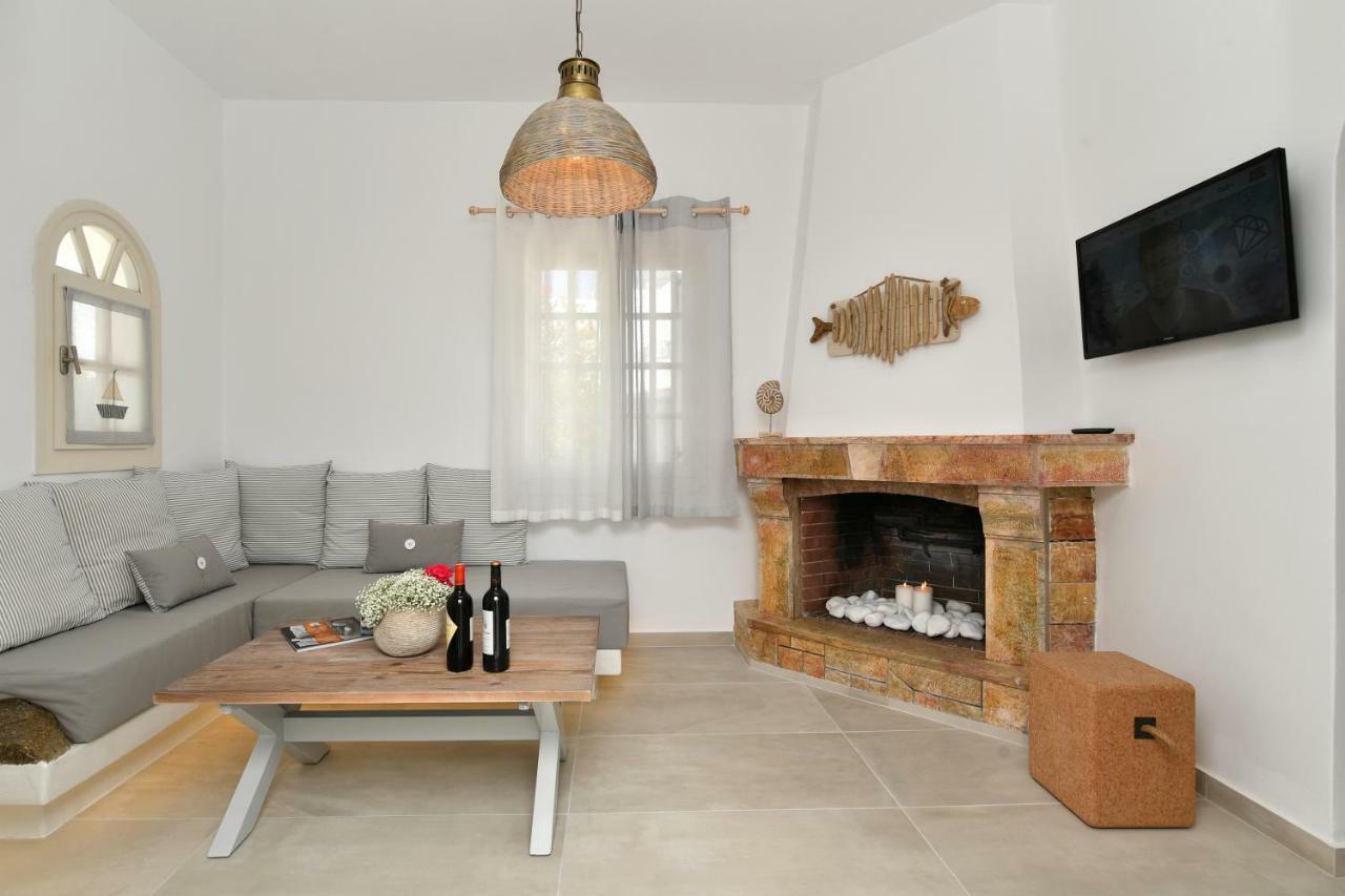 Corina Studios-Apartments Náusza Kültér fotó